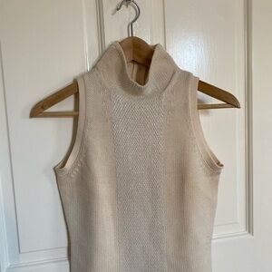 Magaschoni Cream Sleeveless Turtleneck Sweater